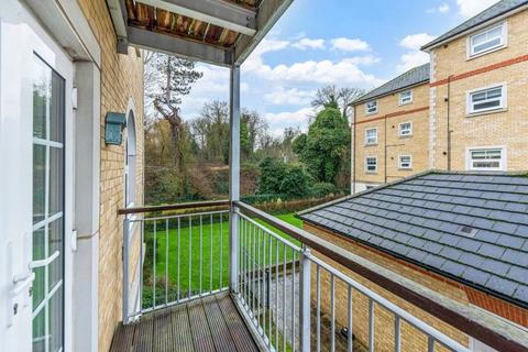 2 bedroom apartment for sale, Weir Road, Bexley Village