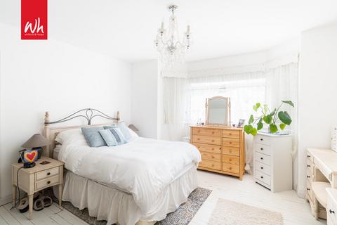 70 Ashurst Road, Brighton, BN2 4PH