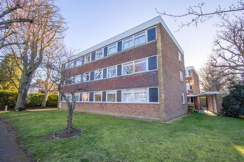 2 bedroom apartment for sale, Highland Avenue, Brentwood CM15