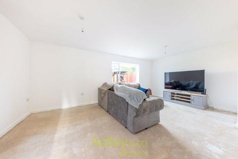 21 Blithewood Gardens, Norwich, NR7 8PS