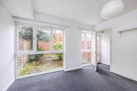 3 bedroom townhouse for sale, Somerset Road, Southsea