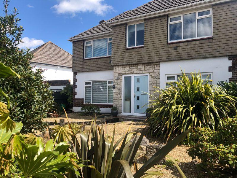 Christchurch Road, Iford, Bournemouth 3 bed detached house for sale £