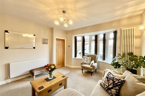 13 Handsworth Crescent, Sheffield, S9 4BN
