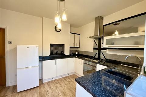 13 Handsworth Crescent, Sheffield, S9 4BN