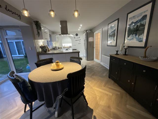 Kitchen/dining room