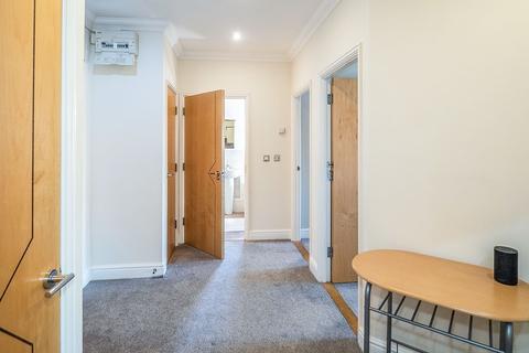 2 bedroom apartment to rent, Windsor Place, Leamington Spa, CV32