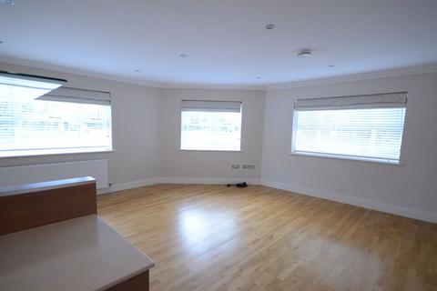 2 bedroom apartment to rent, Charnwood Lodge