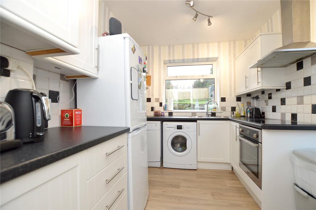 St Catherines Drive, Leeds, West Yorkshire 3 bed semidetached house