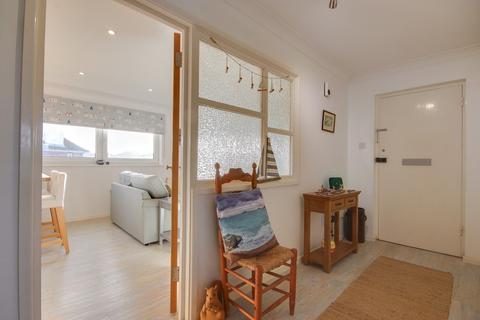 2 bedroom apartment for sale - Sea Road, Milford on Sea, Lymington, SO41