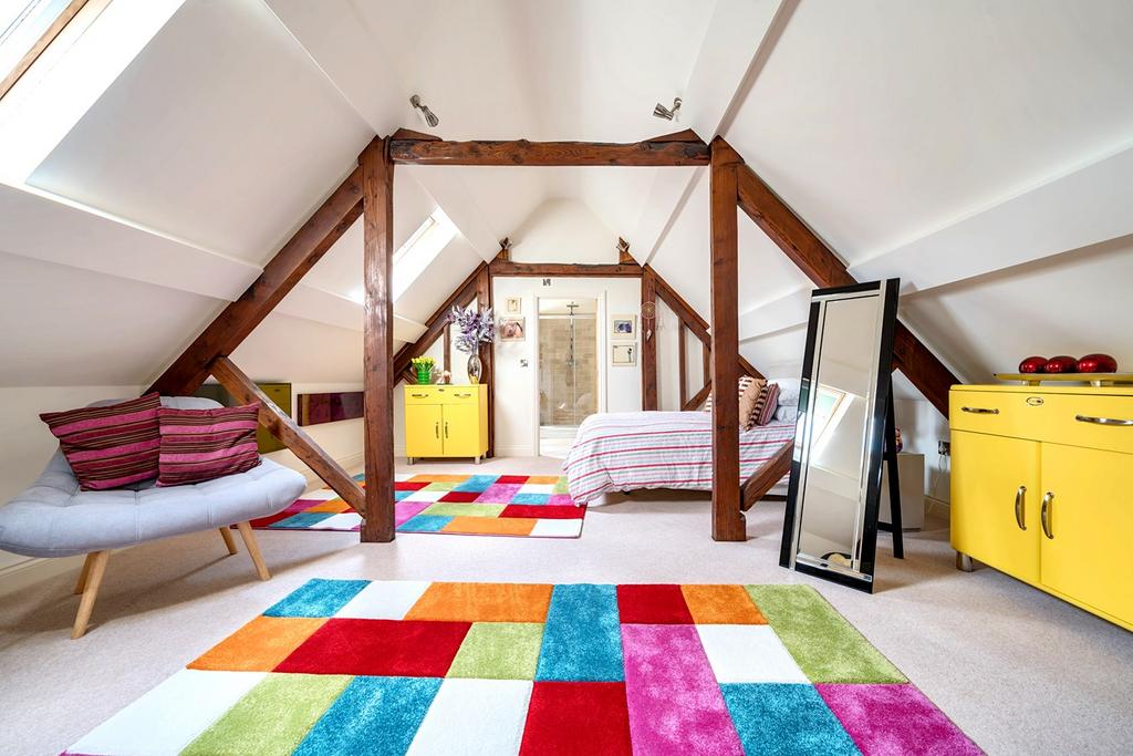 High Street, Abbotsley, St Neots, PE19 5 bed barn conversion for sale