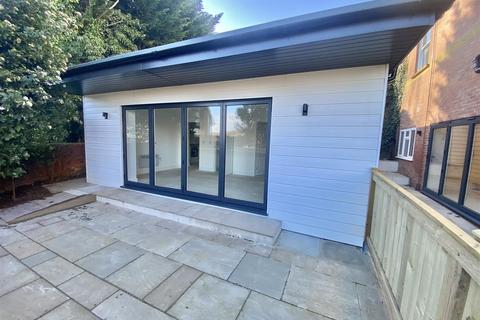 1 bedroom bungalow for sale, Victoria House, Uplyme Road, Lyme Regis