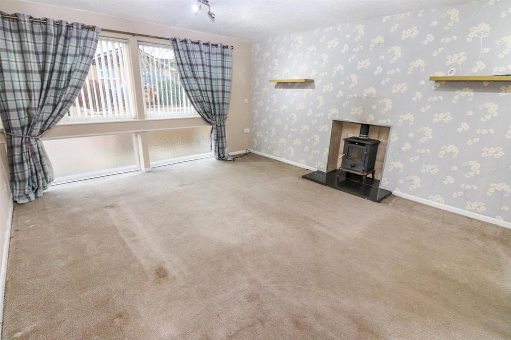 Thornhurst Avenue, Oswestry 2 bed detached bungalow for sale £199,950