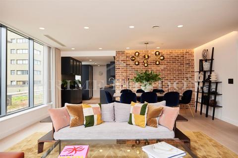 Flat 12, 106 Berwick Street, London, W1F 0DX