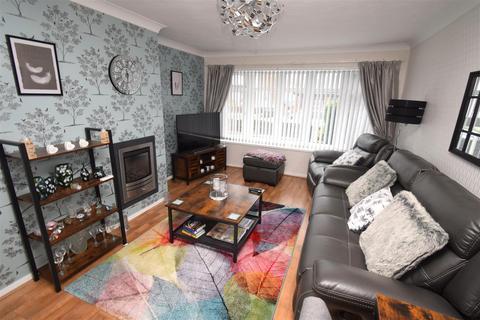 2 bedroom semi-detached bungalow for sale, Louise Gardens, Westhoughton, Bolton