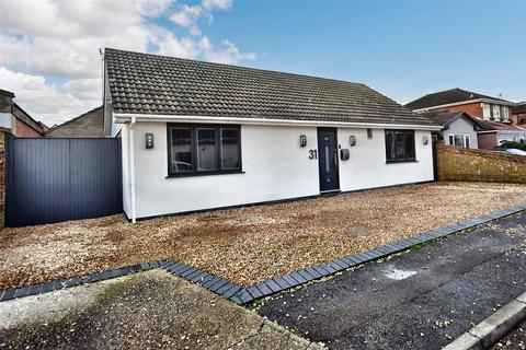 3 bedroom detached bungalow for sale, Newlands Road, Canvey Island SS8