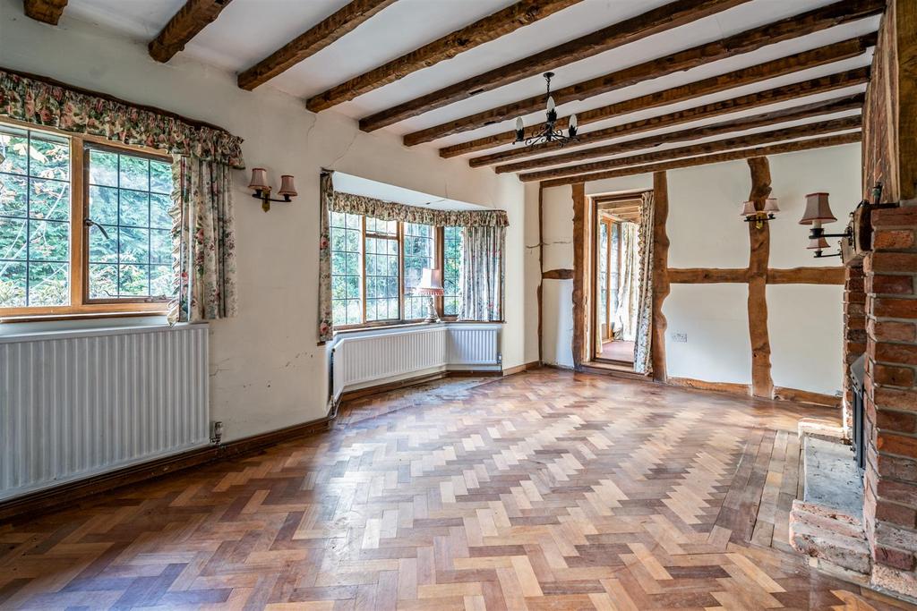 Queens Cottage-15 lo.jpg