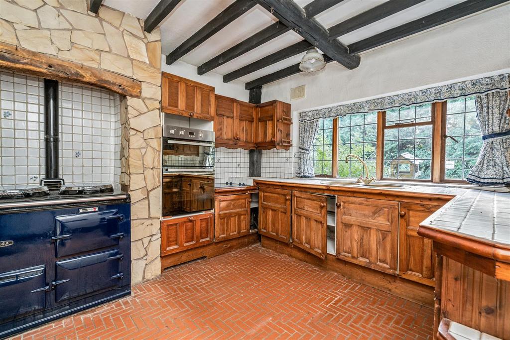 Queens Cottage-14 lo.jpg