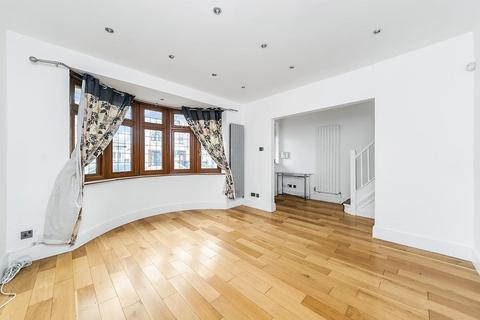 58 Waverley Avenue, London, E4 8HT