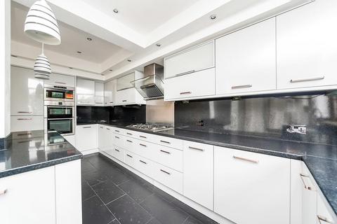 58 Waverley Avenue, London, E4 8HT
