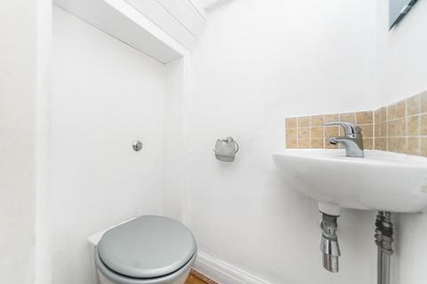 58 Waverley Avenue, London, E4 8HT