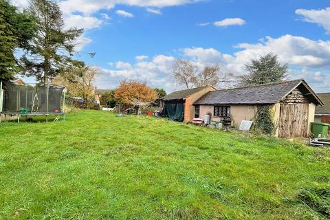 10 Showell Lane, Wolverhampton, WV4 4UA