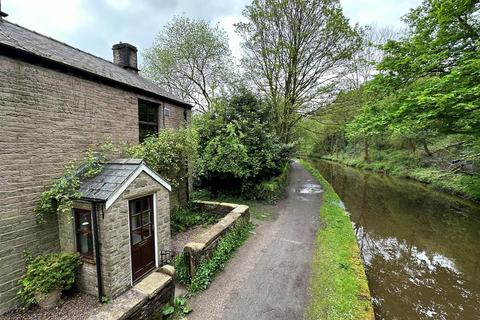 3 bedroom end of terrace house for sale, Canal Cottages, Buxworth, High Peak