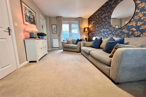 18 Oak Drive, Southminster, CM0 7FH