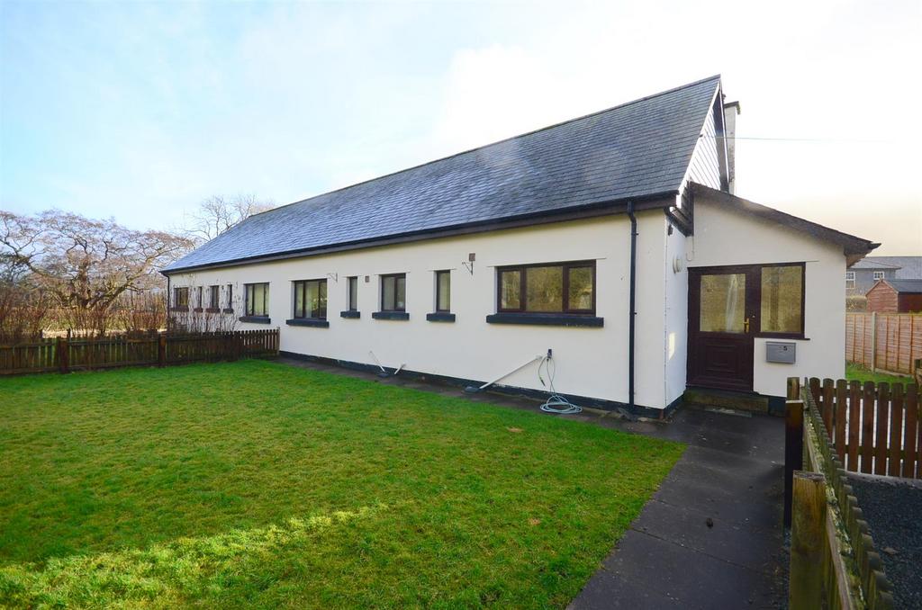 Elan Valley, Rhayader 3 bed semidetached bungalow for sale £250,000