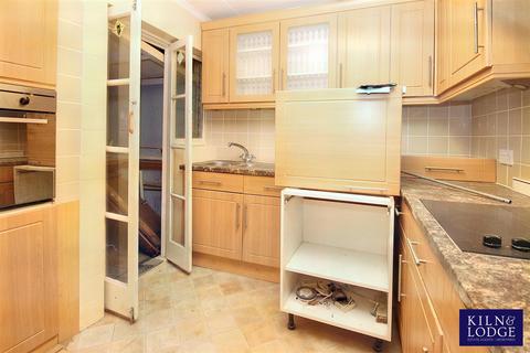 178 Cranham Gardens, Upminster, RM14 1JT