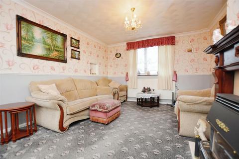 3 bedroom end of terrace house for sale, Derwent Road, Scunthorpe