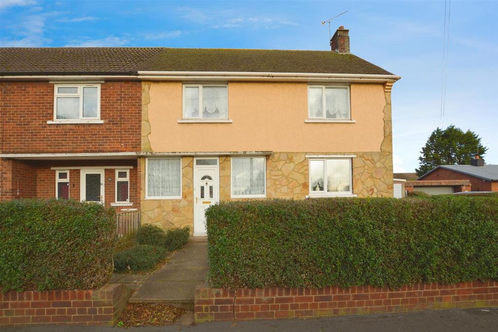 Derwent Road, Scunthorpe 3 bed end of terrace house for sale £135,000