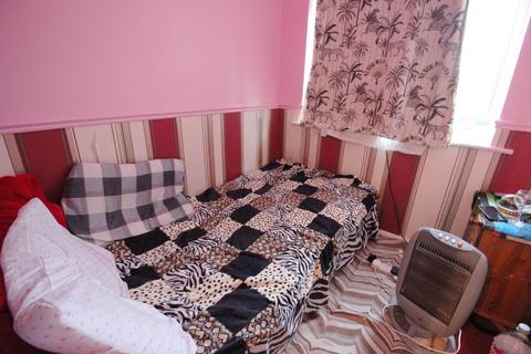72 Overton Road, London, SE2 9SE