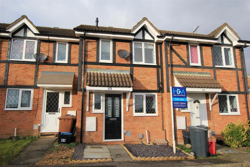 Shearwater Close, Stevenage 2 bed terraced house £1,300 pcm (£300 pw)