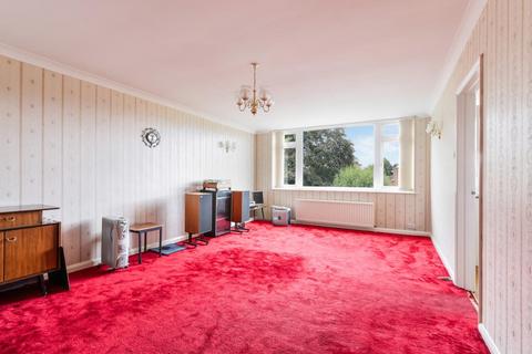 78, Sandown Lodge Avenue Road, Epsom, KT18 7QU
