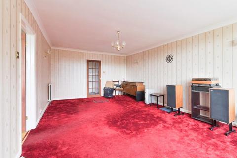 78, Sandown Lodge Avenue Road, Epsom, KT18 7QU