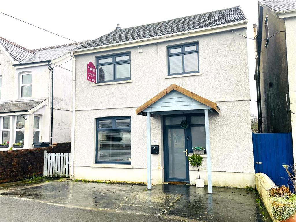 Cross Hands Road, Gorslas, Llanelli 3 bed detached house for sale £