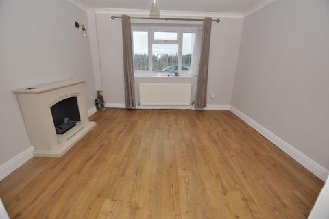 3 bedroom terraced house for sale - St. Mary Street, Whitland