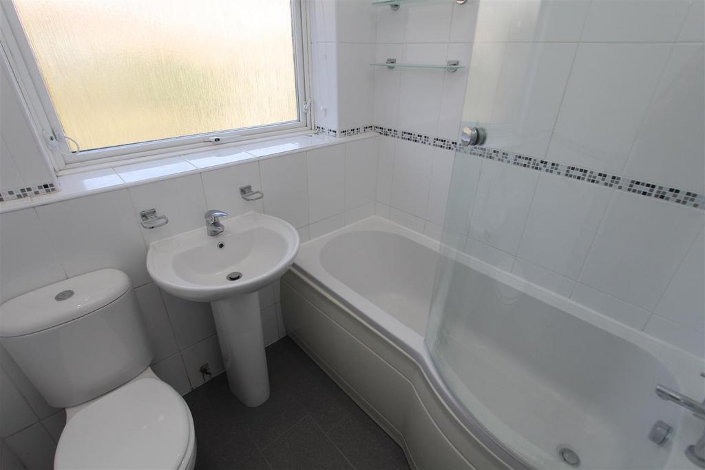 Bathroom.JPG