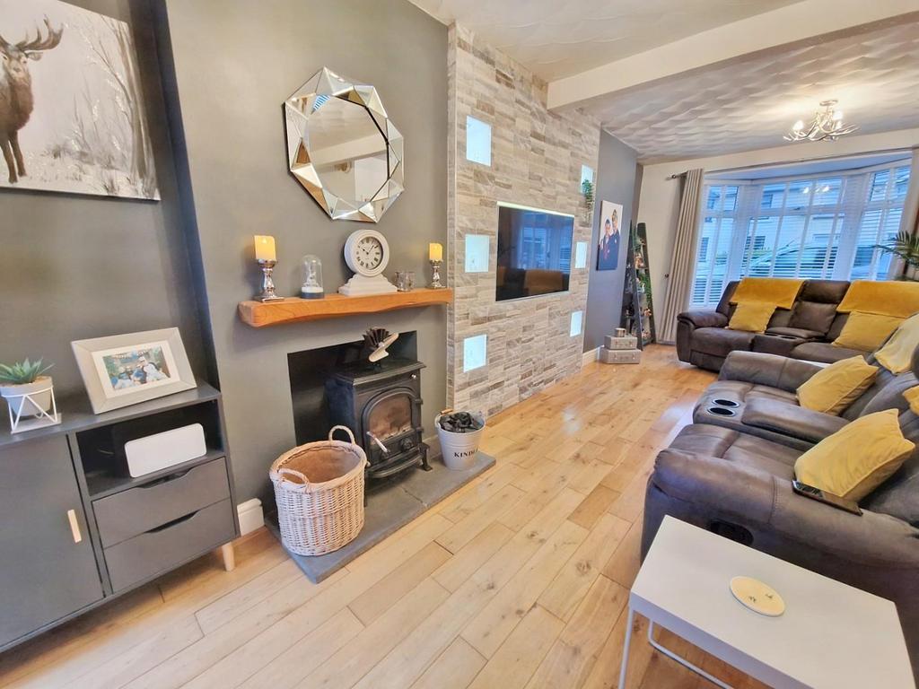 Penybont Road, Pencoed, Bridgend 3 bed semidetached house for sale £