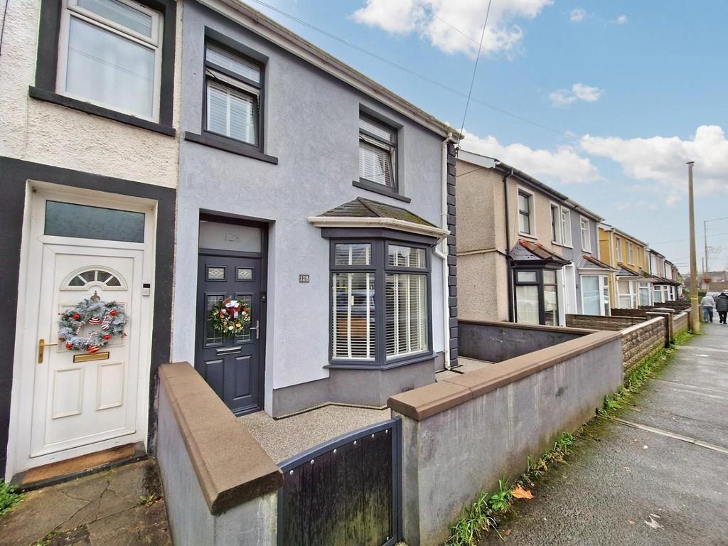 Penybont Road, Pencoed, Bridgend 3 bed semidetached house for sale £