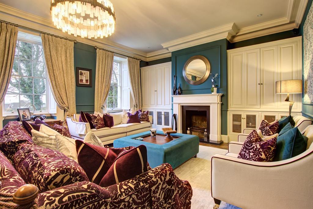 Waldridge Hall, Waldridge, Chester le Street, DH2 6 bed detached house
