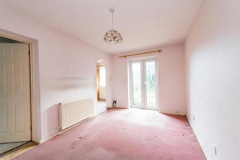 13 Heath Close, Polstead Heath, Colchester, CO6 5BE