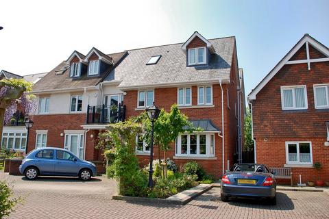 1 bedroom ground floor flat for sale, Brookley Road, Brockenhurst, SO42