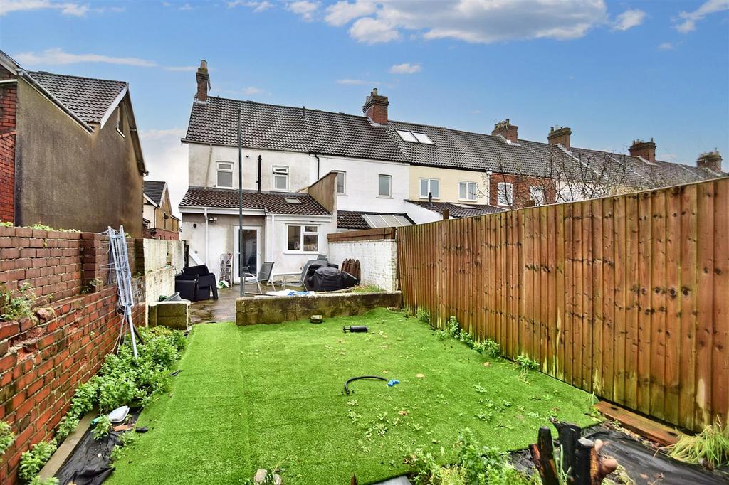 Cook Street, Avonmouth 2 bed end of terrace house for sale £260,000