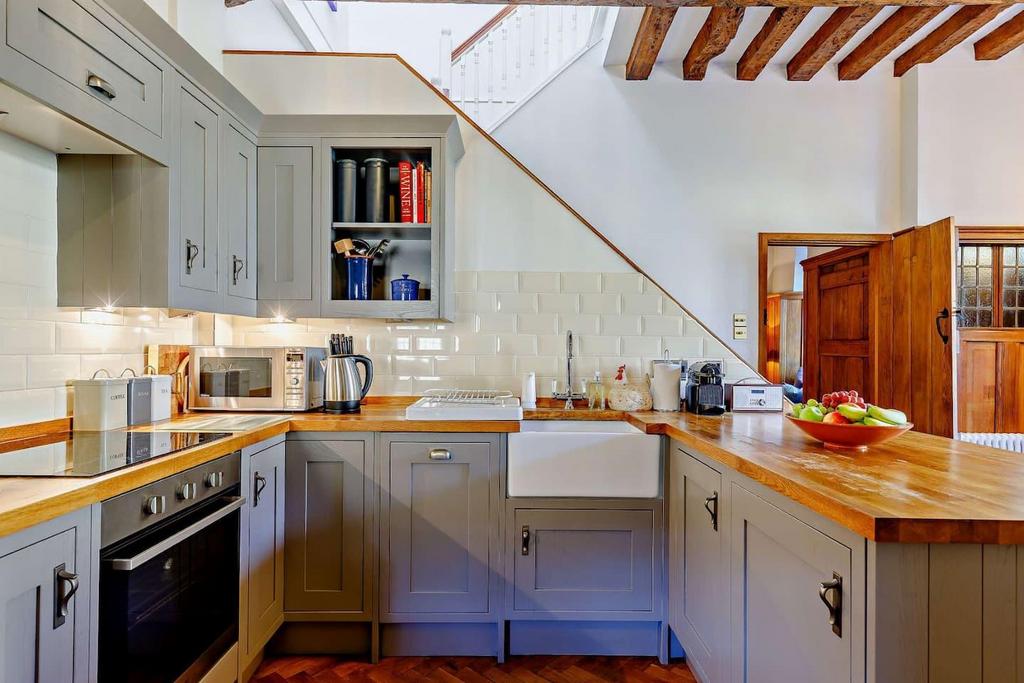 Kitchen   Dining Room 2.jpg