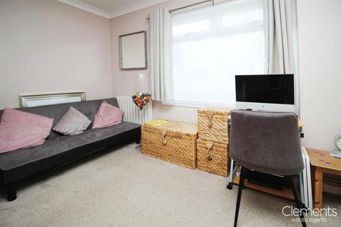 7 Robinsfield, Hemel Hempstead, HP1 1RW