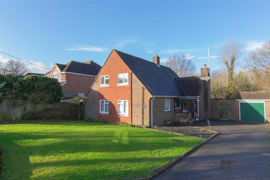 Ferndale Road, Burgess Hill 4 bed detached house for sale £850,000