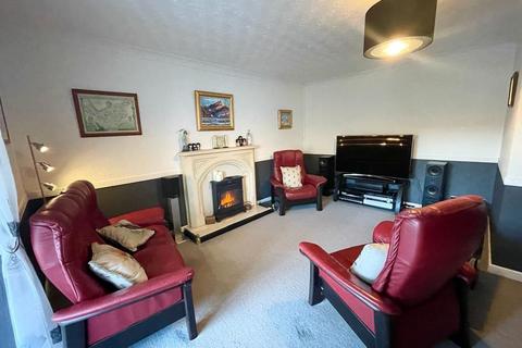 6 Bridgemere Close, Elworth, Sandbach, CW11 1XX