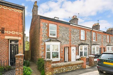 2 bedroom end of terrace house for sale - Grove Road, Chichester