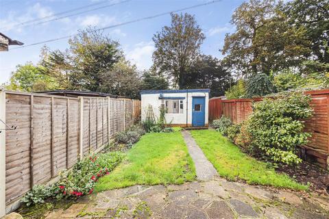 3 bedroom semi-detached house for sale, Sherborne Road, Sutton